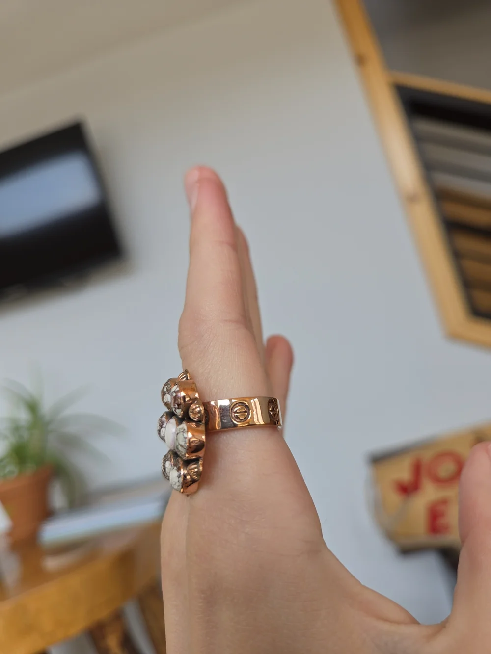 Wild Horse Turquoise Cluster Copper Ring 77